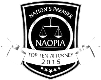 Insignia de los diez mejores abogados de la NAOPIA 2015