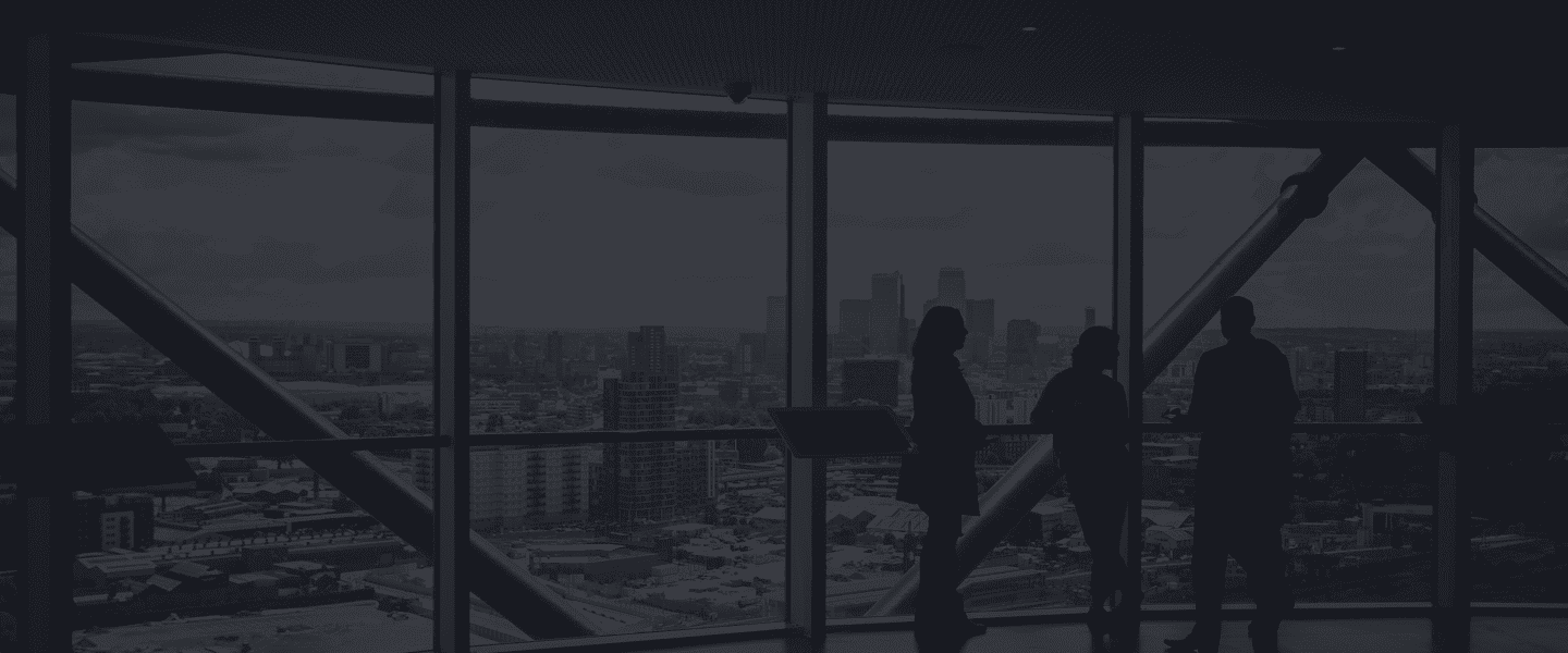 Abogados con vistas a la ciudad